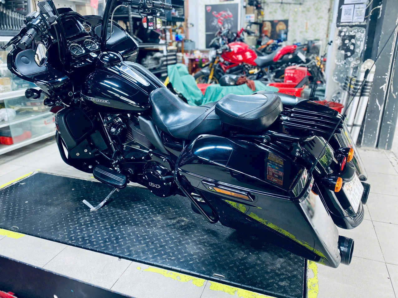 Hiện trường cứu hộ xe máy tại TP.HCM